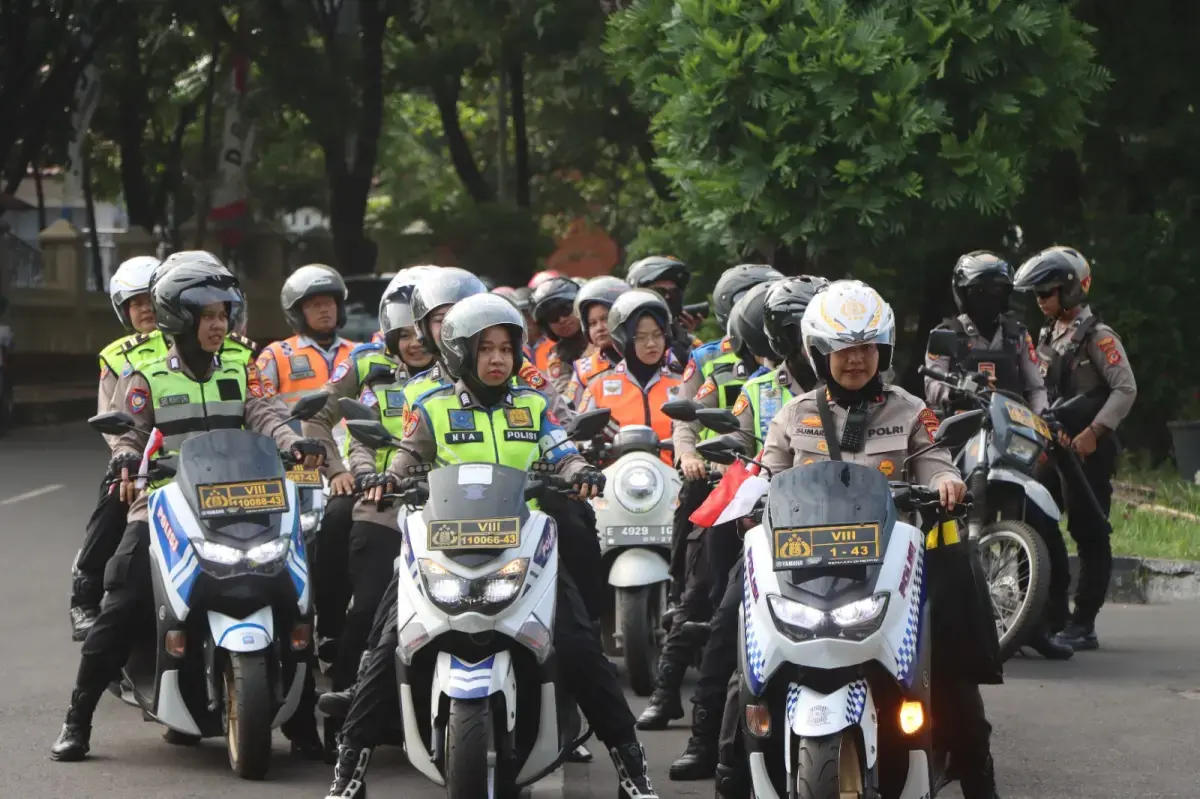 Peringatan HUT Polwan Tetap Berlangsung Usai Didemo, Polisi Tunjukkan Wajah Humanis