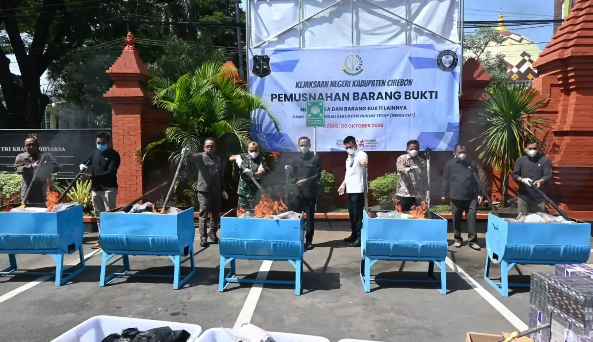Kejaksaan Hancurkan Barang Bukti 119 Perkara, Dari Narkoba hingga Rokok Ilegal