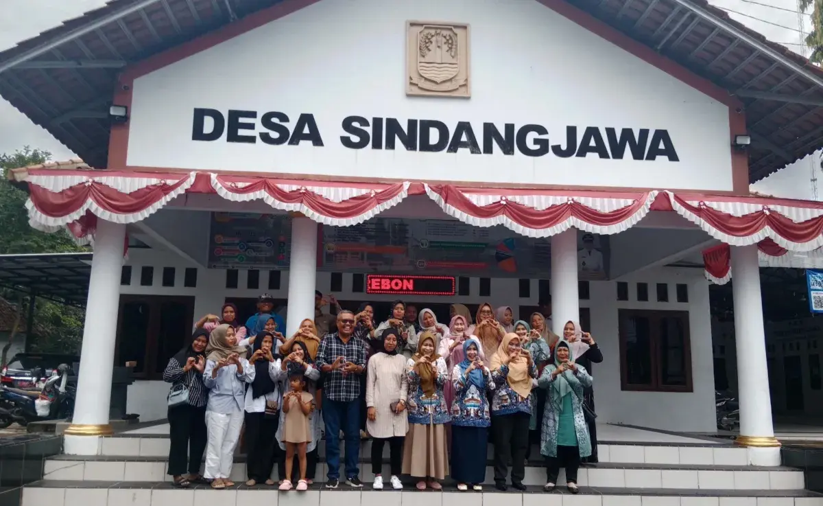 Dosen FISIP UGJ Gelar PKM: Dari Antihoaks hingga Digitalisasi UMKM