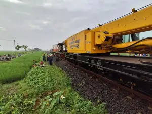 KA Menoreh Alami Kecelakaan di Cirebon, KAI Pastikan Penumpang Selamat