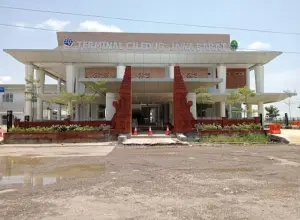 Diklaim Sepi, Pengelola Tegaskan Terminal Bus Ciledug Masih Beroperasi