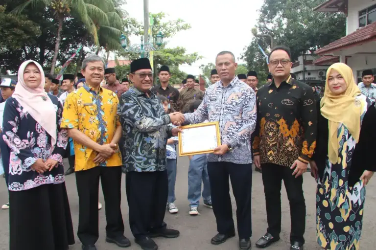 Pengelolaan Perumda Air Minum Tirta Giri Nata Semakin Sehat dan Berprestasi