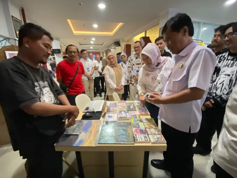 Bangkitkan Ekonomi Lokal, Dekranasda Scene Market 2026 Hadirkan Inovasi Kreatif di Mall UMKM