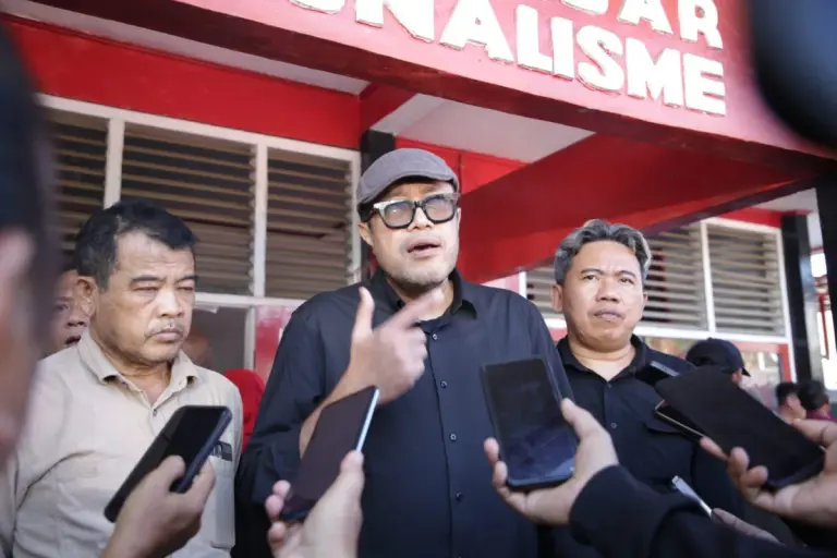 Geledah Rumah Ono Surono, KPK Dikritik Soal Prosedur dan Relevansi Barang Sitaan